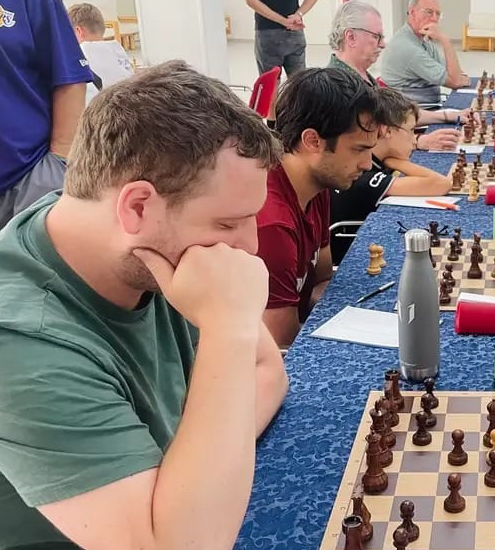 Bozner Vereine grüßen nach Saisonsauftakt von der Tabellenspitze.