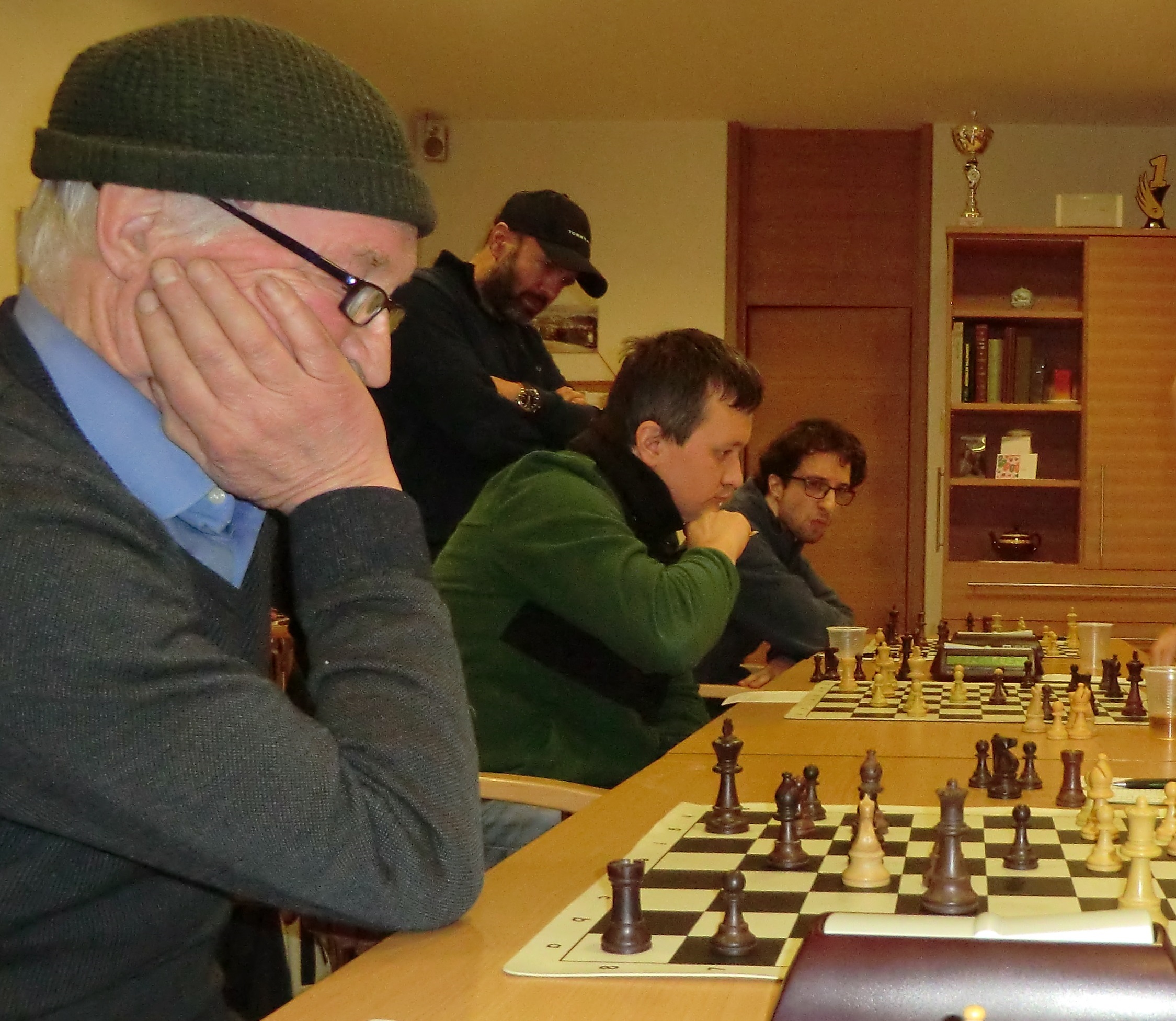 Auch mit seinen bald 80 Jahren nich immer gut unterwegs FM Carlo Micheli.